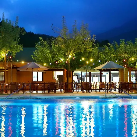 Camping Bassegoda Park Hotel Albanya