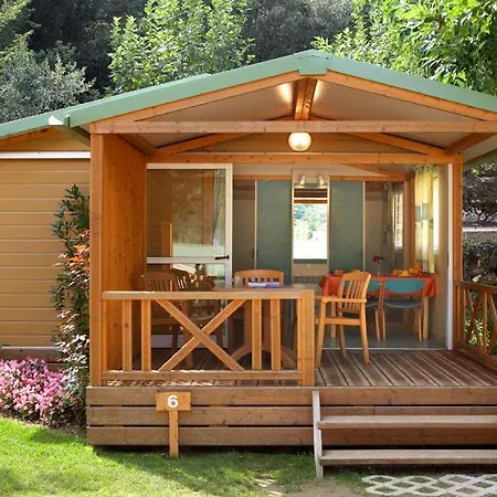 Camping Bassegoda Park Campsite *
